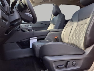 2026 Nissan Rogue AWD Platinum