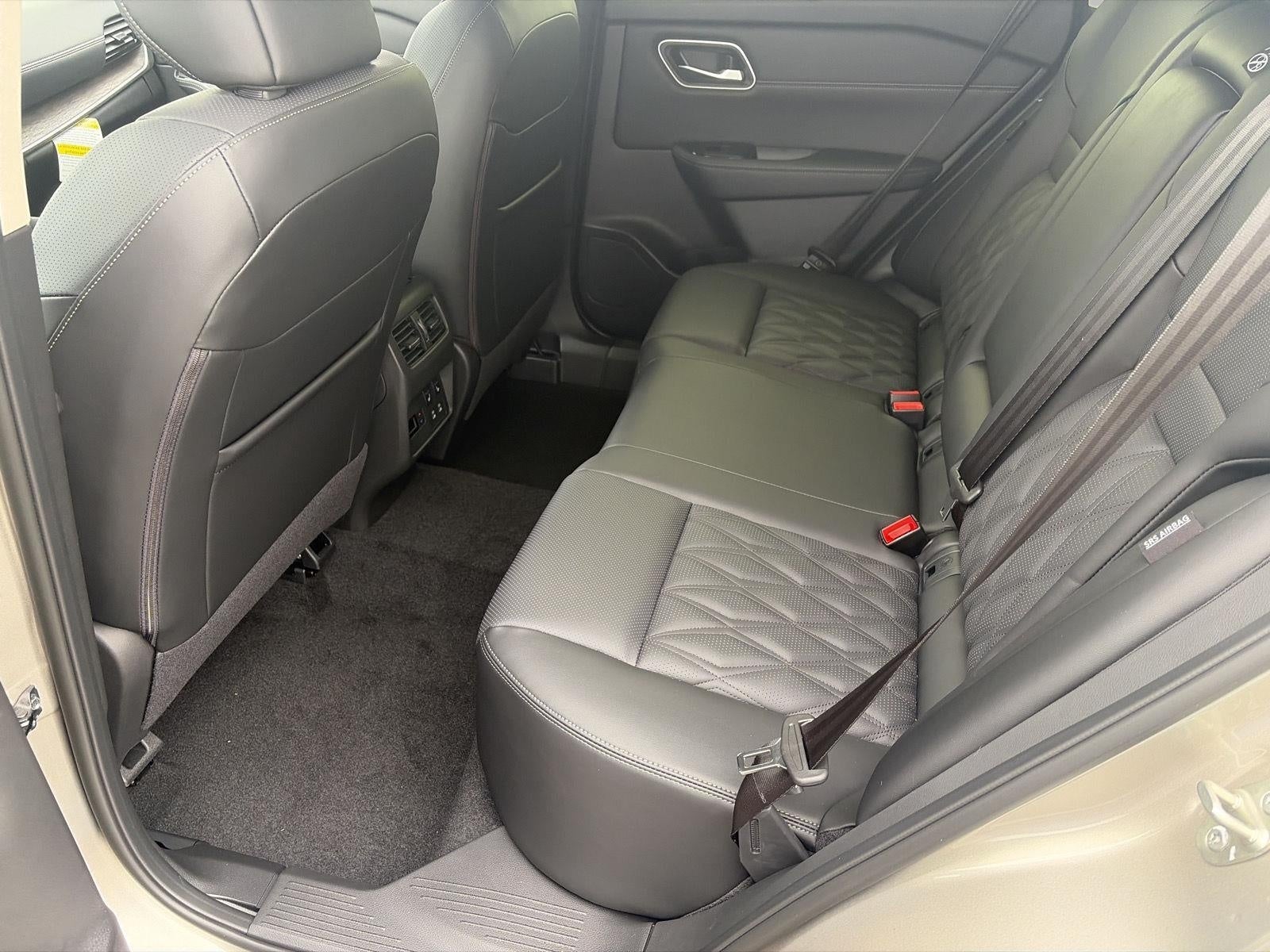 2026 Nissan Rogue 2026.5 AWD Platinum
