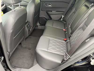 2026 Nissan Rogue AWD Platinum