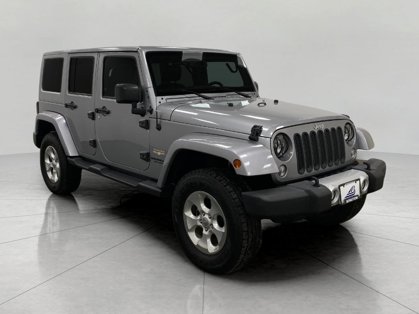 2015 Jeep Wrangler Unlimited 4WD 4dr Sahara