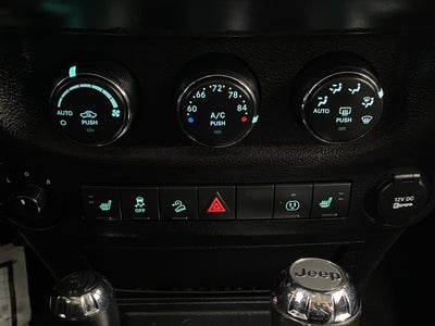 2015 Jeep Wrangler Unlimited 4WD 4dr Sahara