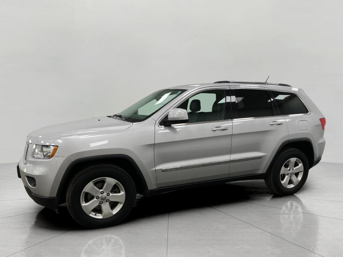 2013 Jeep Grand Cherokee 4WD 4dr Laredo