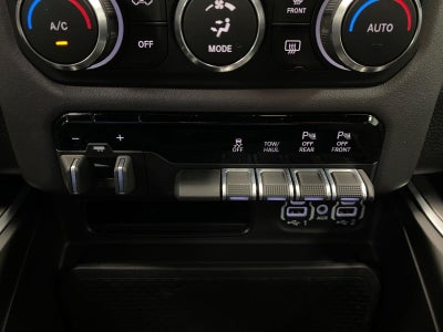 2023 RAM 1500 Lone Star 4x4 Crew Cab 5'7 Box