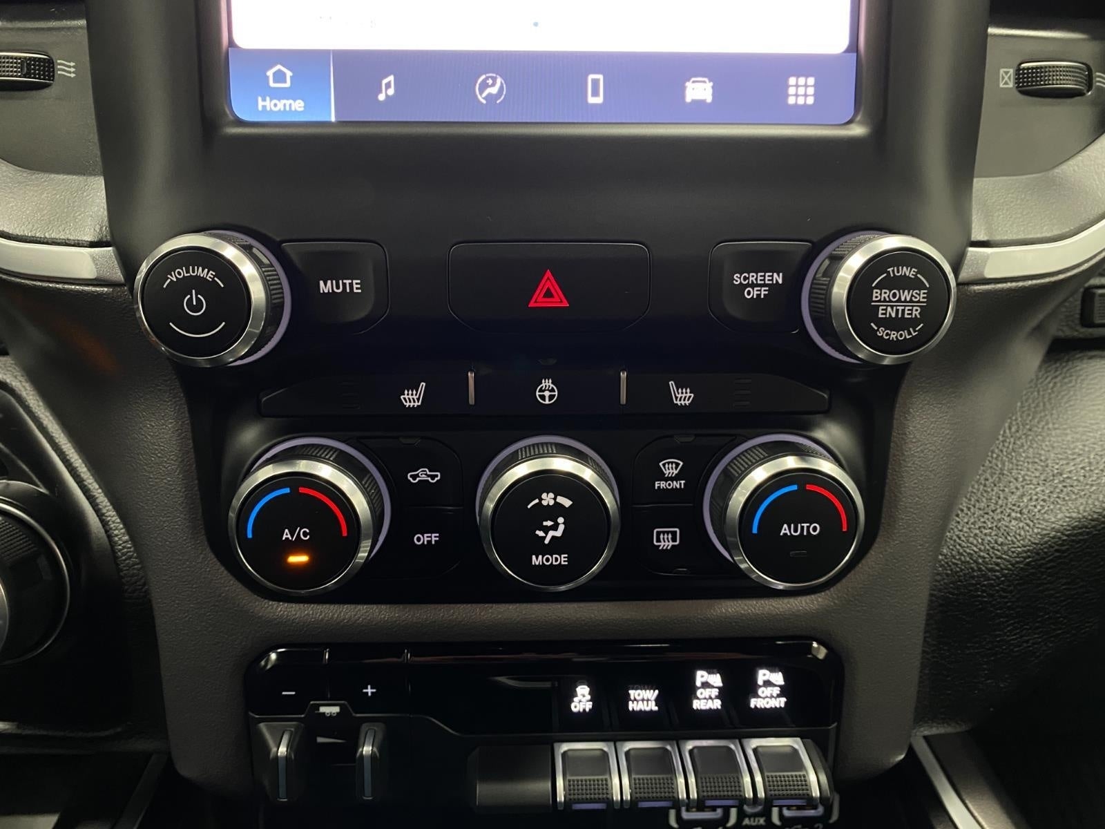2023 RAM 1500 Big Horn 4x4 Crew Cab 5'7 Box