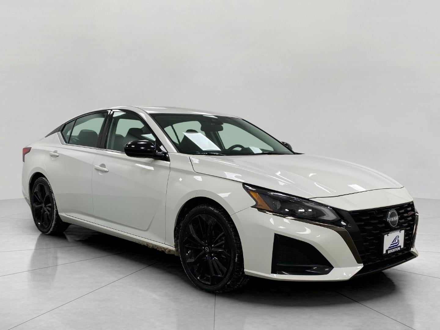 2024 Nissan Altima 2.5 SR Sedan