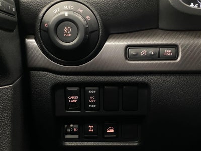 2023 Nissan Titan 4x4 Crew Cab PRO-4X