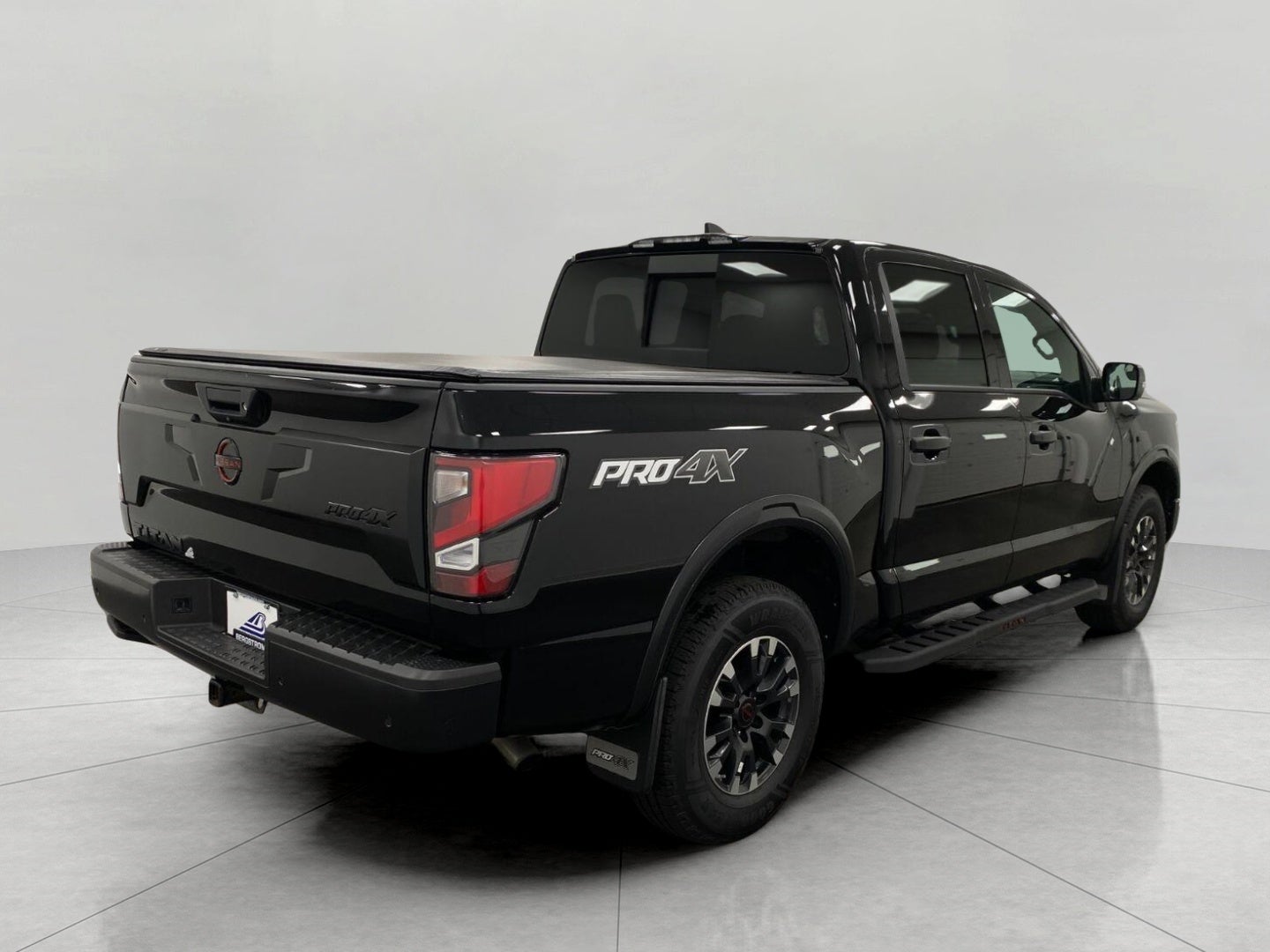 2023 Nissan Titan 4x4 Crew Cab PRO-4X