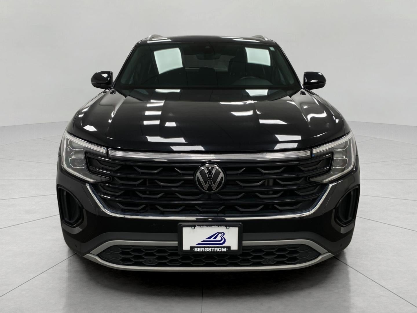 2024 Volkswagen Atlas Cross Sport 2.0T SE w/Technology 4MOTION