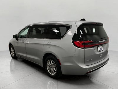 2024 Chrysler Pacifica Touring L FWD