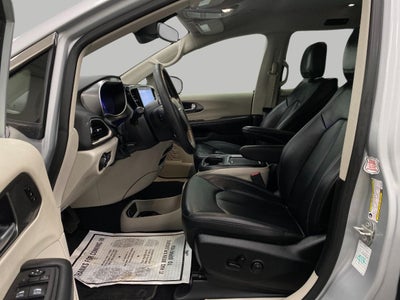 2024 Chrysler Pacifica Touring L FWD