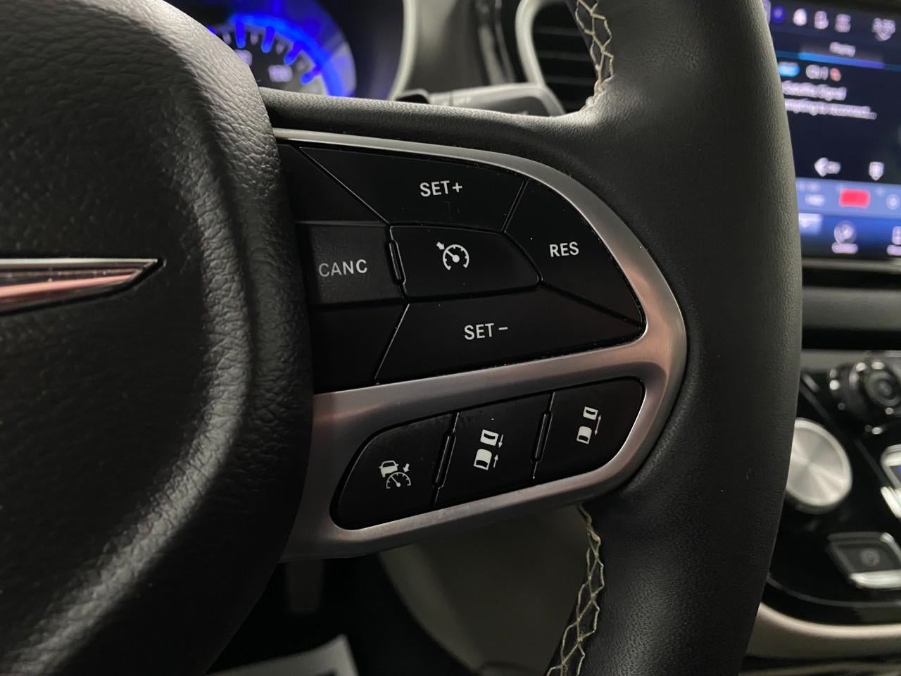 2024 Chrysler Pacifica Touring L FWD