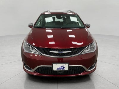 2017 Chrysler Pacifica Limited FWD