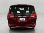 2017 Chrysler Pacifica Limited FWD