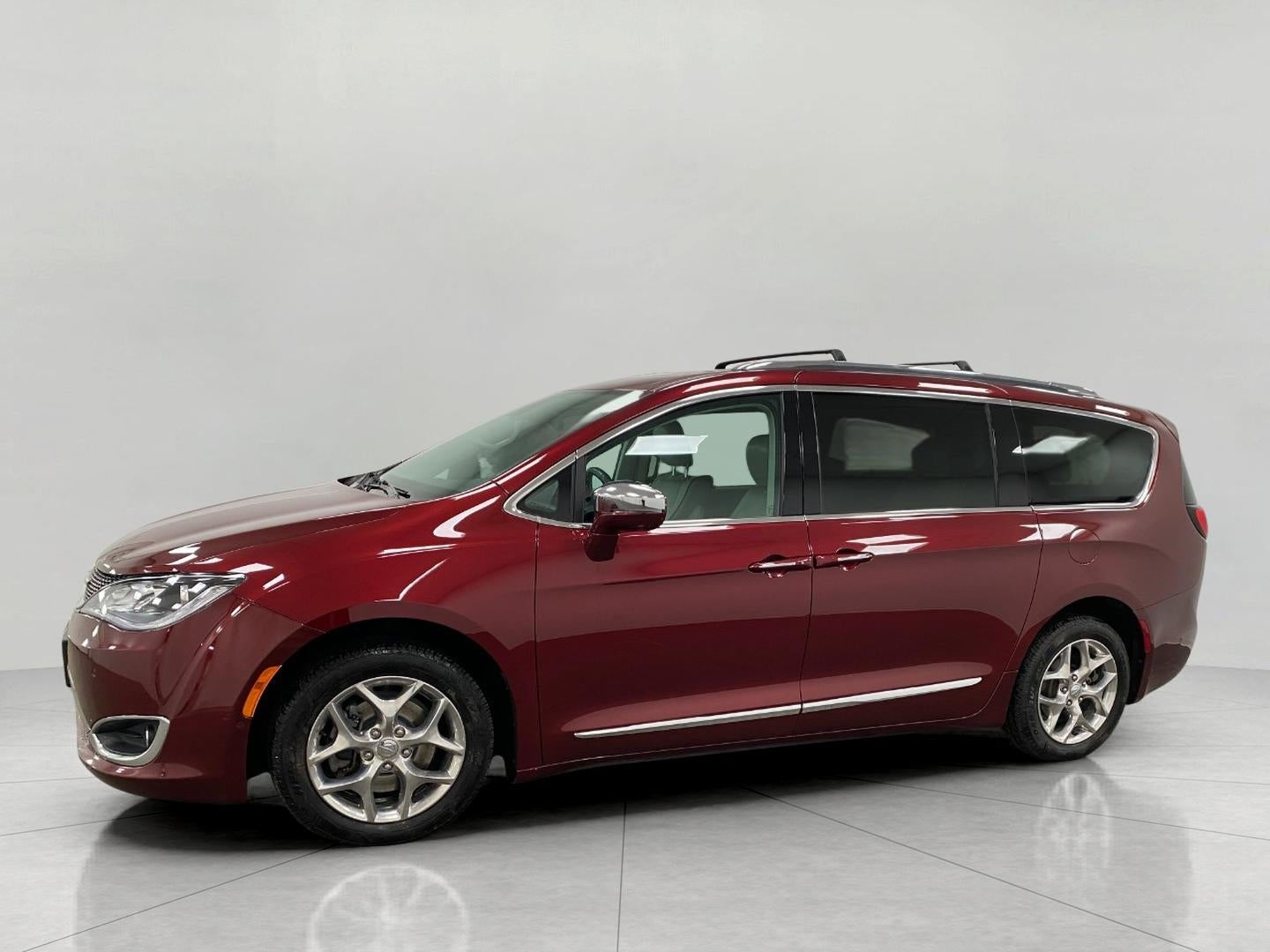 2017 Chrysler Pacifica Limited FWD