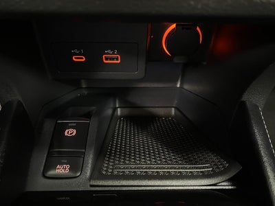 2024 Nissan Kicks SR FWD