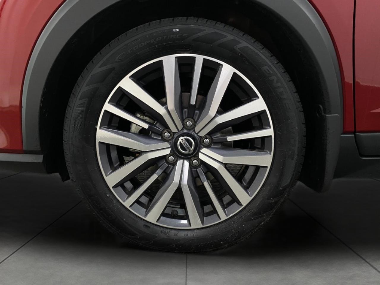 2021 Nissan Kicks SR FWD
