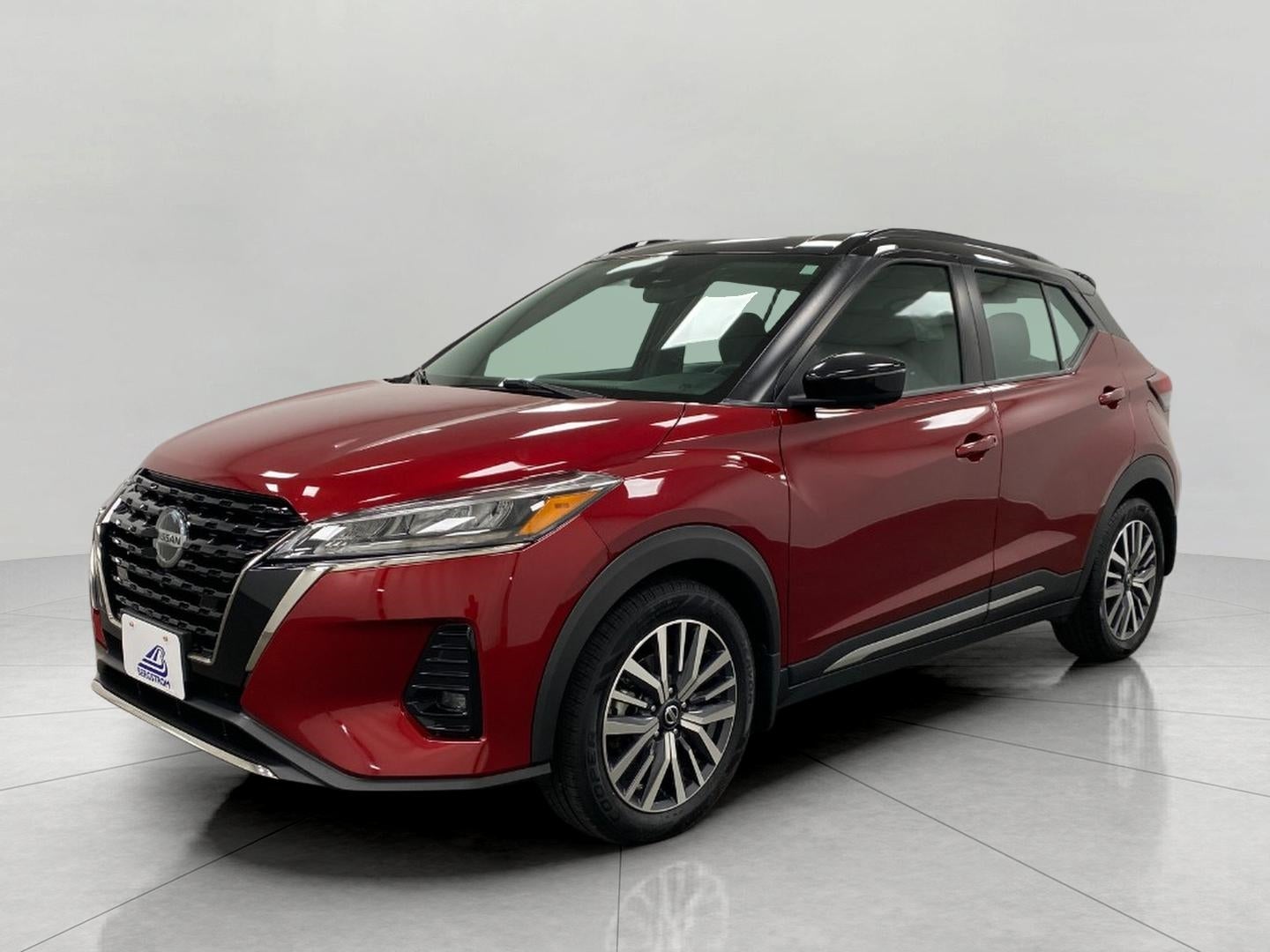 2021 Nissan Kicks SR FWD