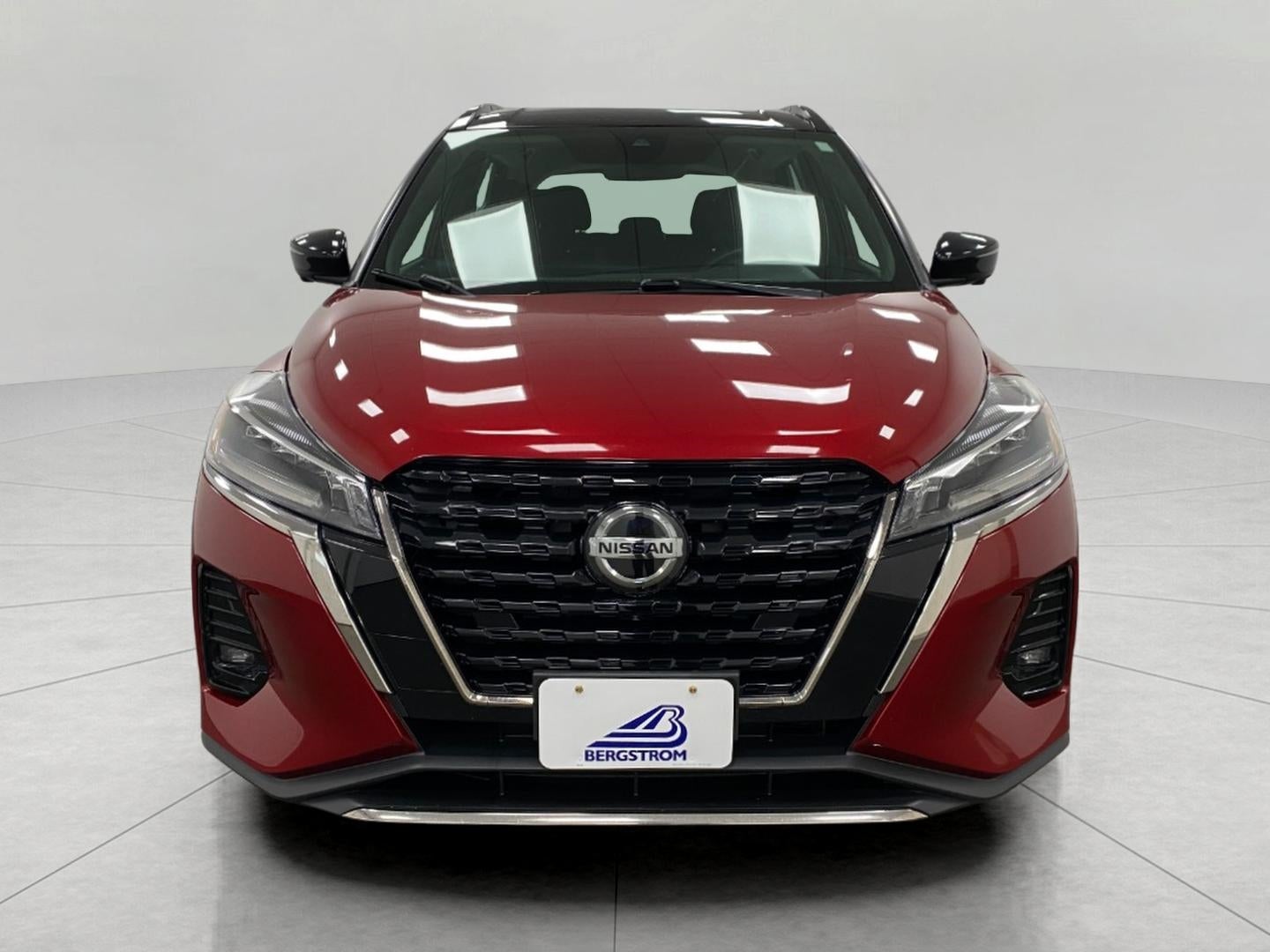 2021 Nissan Kicks SR FWD