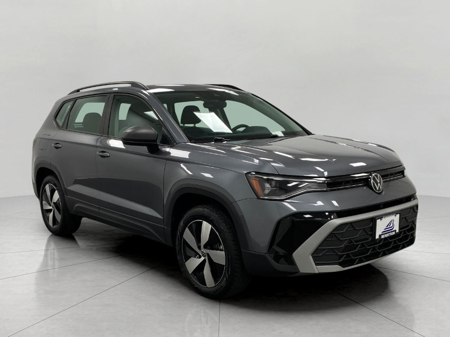 2025 Volkswagen Taos S 4MOTION