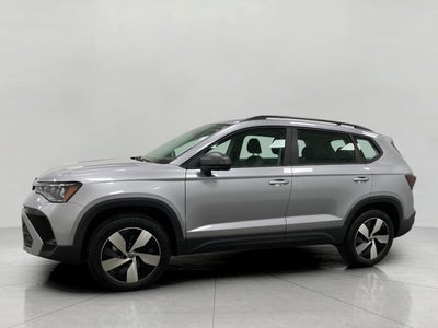 2025 Volkswagen Taos S 4MOTION
