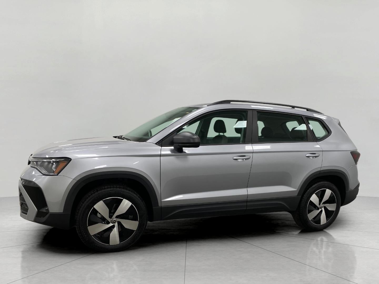 2025 Volkswagen Taos S 4MOTION