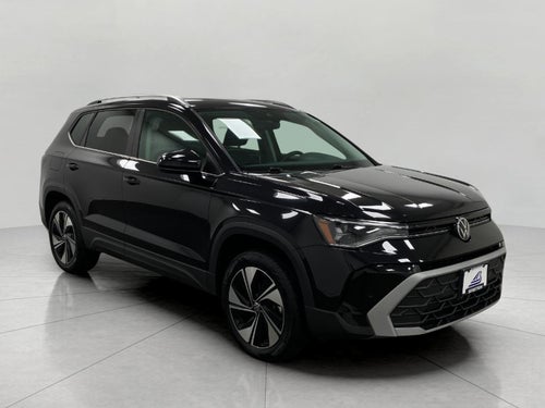 2025 Volkswagen Taos SE 4MOTION