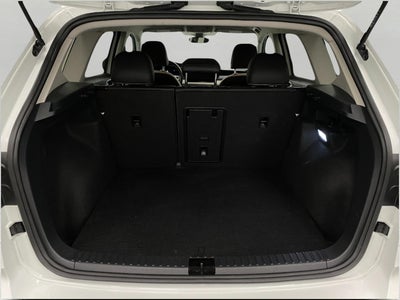 2025 Volkswagen Taos SE 4MOTION