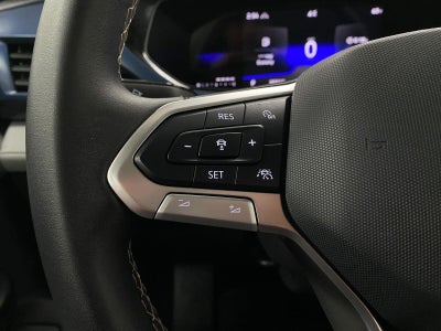 2024 Volkswagen Taos SE 4MOTION