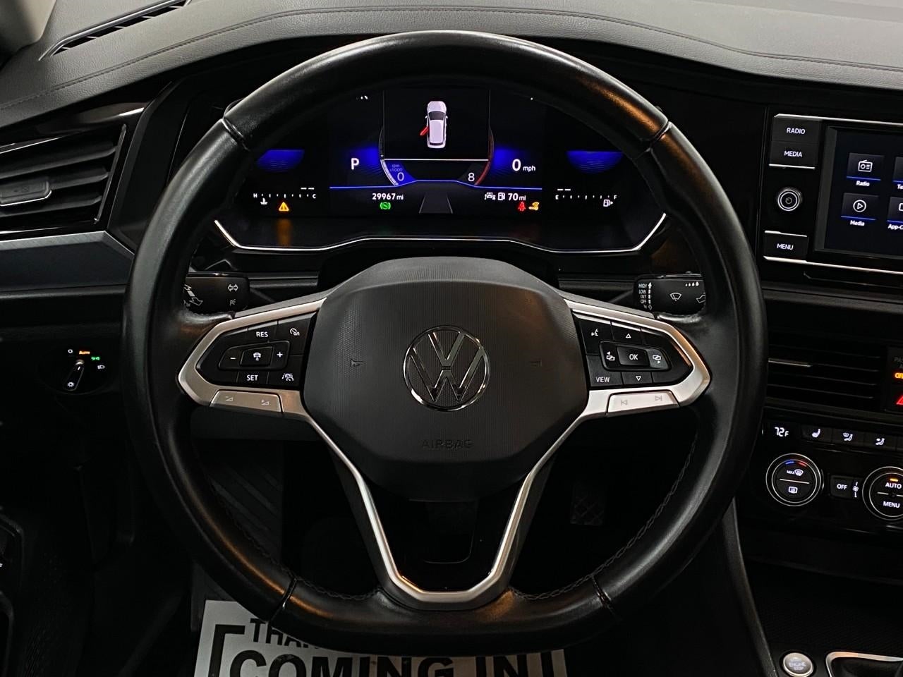2023 Volkswagen Jetta SE Auto
