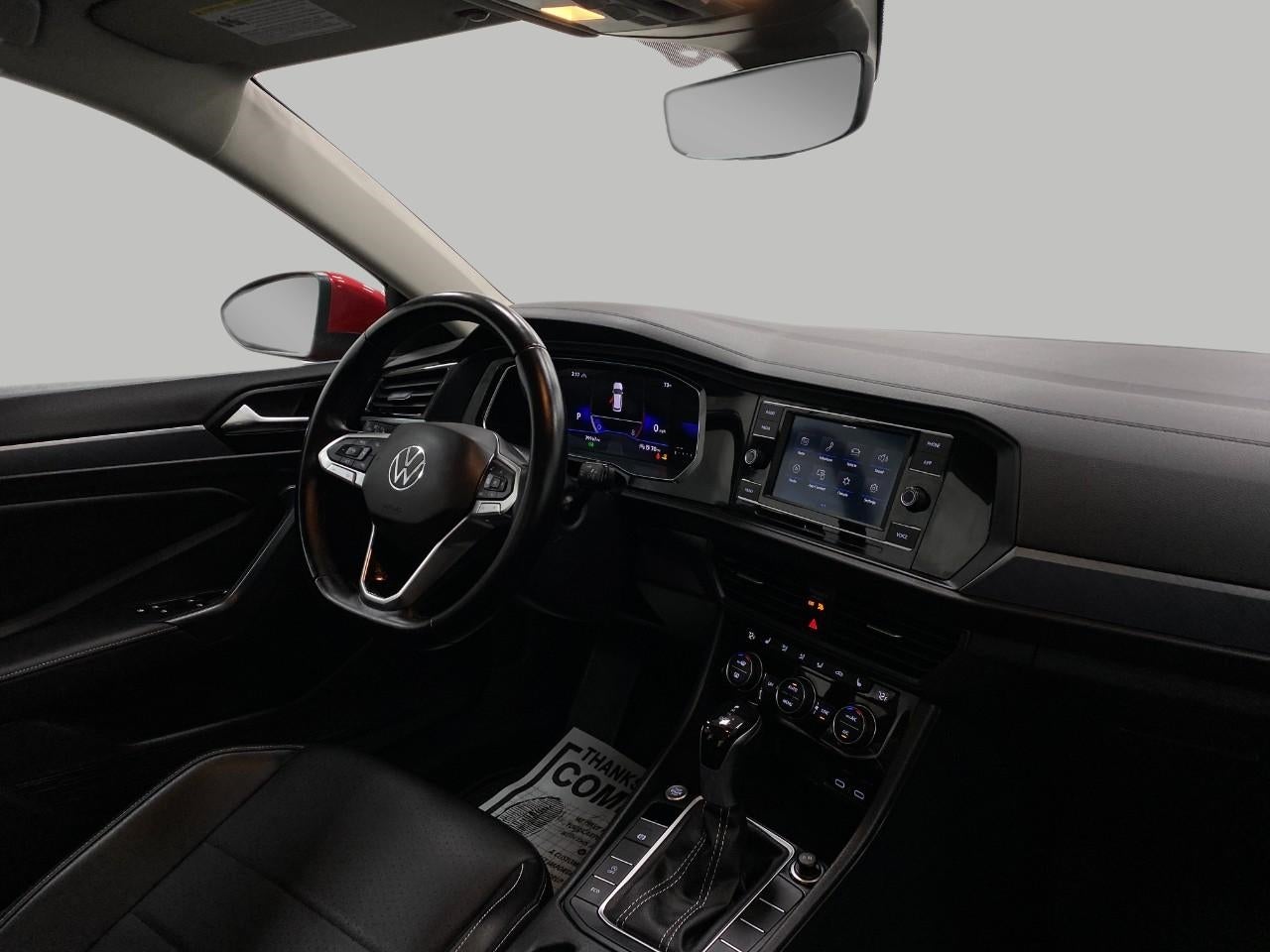 2023 Volkswagen Jetta SE Auto