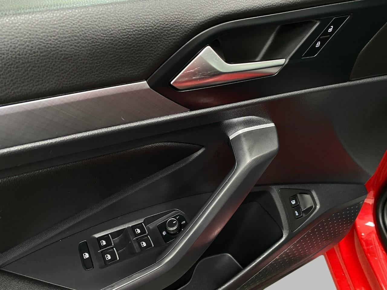 2023 Volkswagen Jetta SE Auto