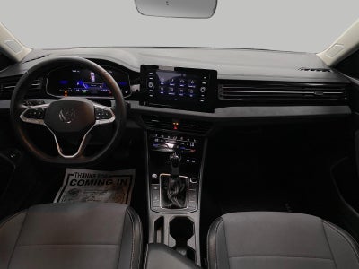 2025 Volkswagen Jetta SE Auto