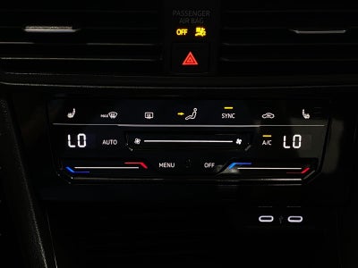 2025 Volkswagen Jetta SE Auto