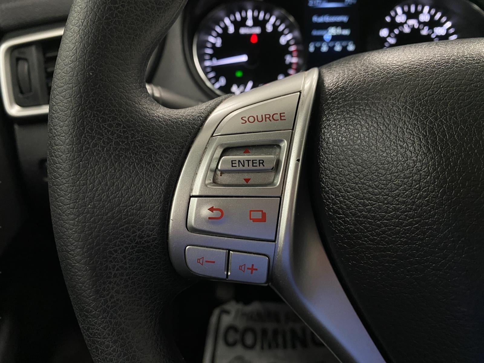 2015 Nissan Rogue AWD 4dr SV