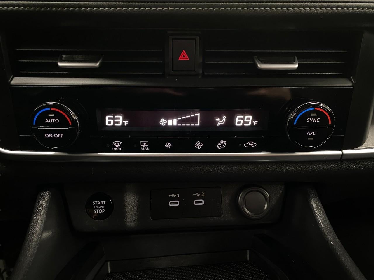 2025 Nissan Rogue SV