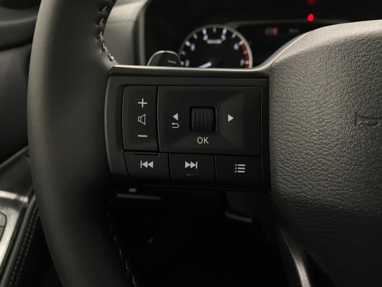 2026 Nissan Rogue AWD SV