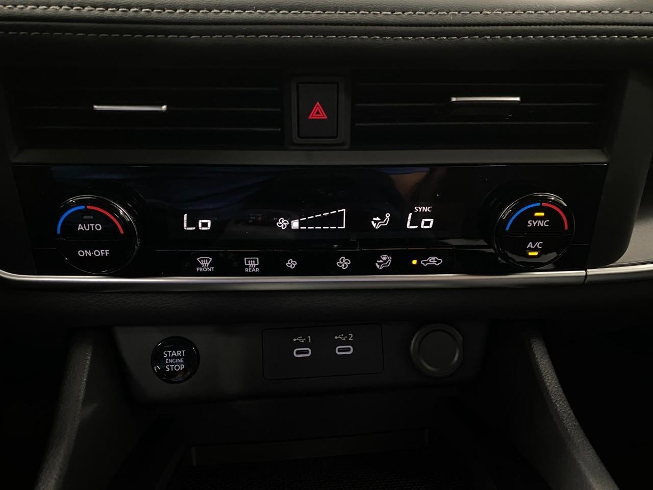 2026 Nissan Rogue AWD SV