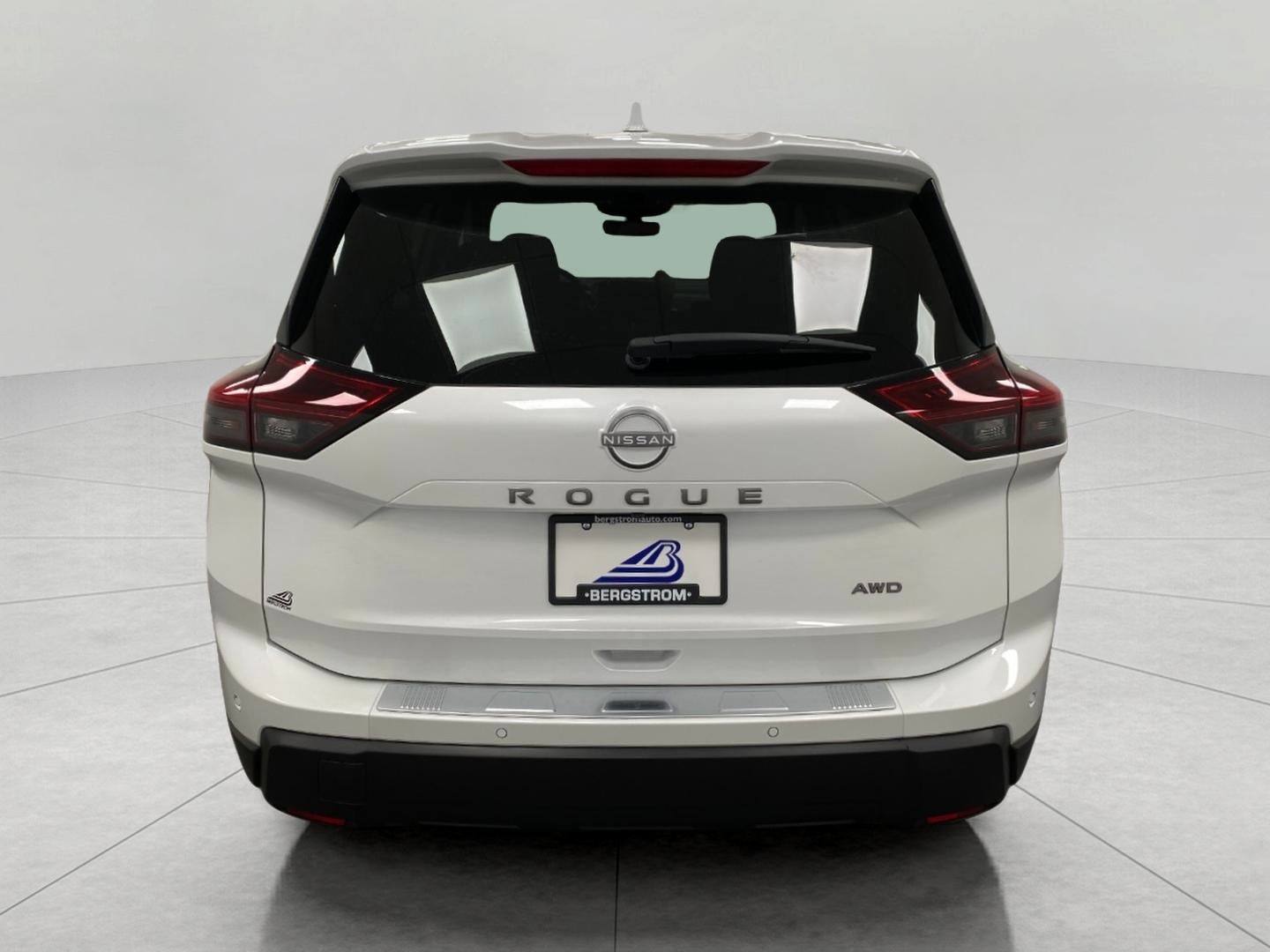 2026 Nissan Rogue AWD SV