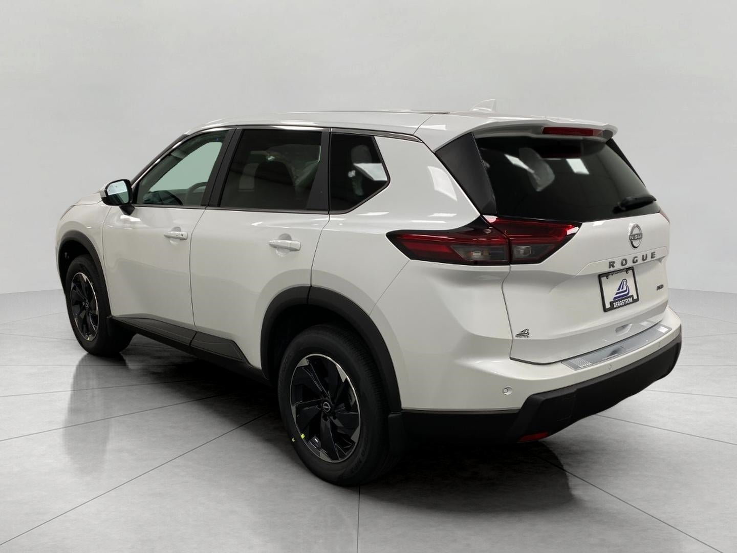2026 Nissan Rogue AWD SV