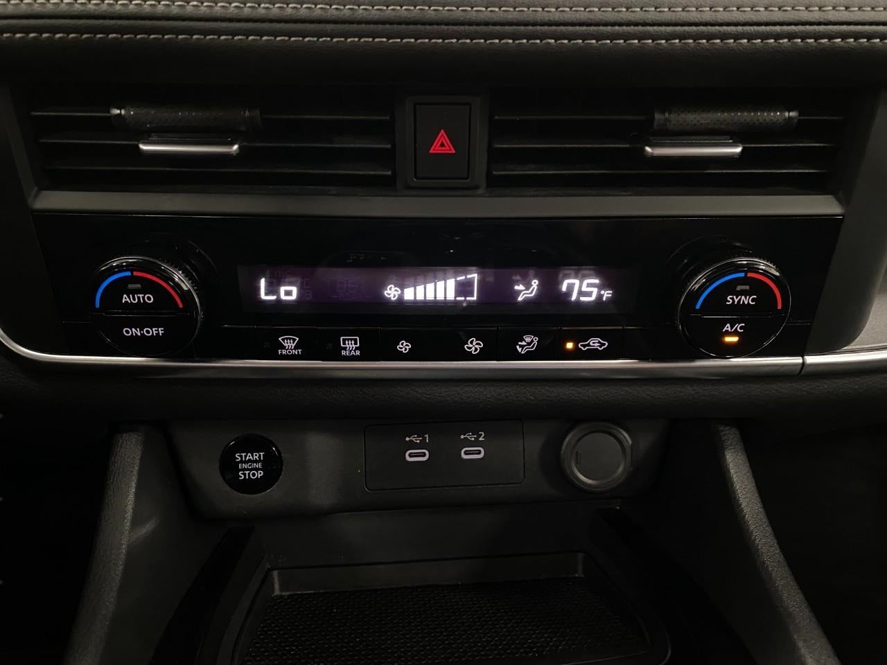2025 Nissan Rogue AWD SV