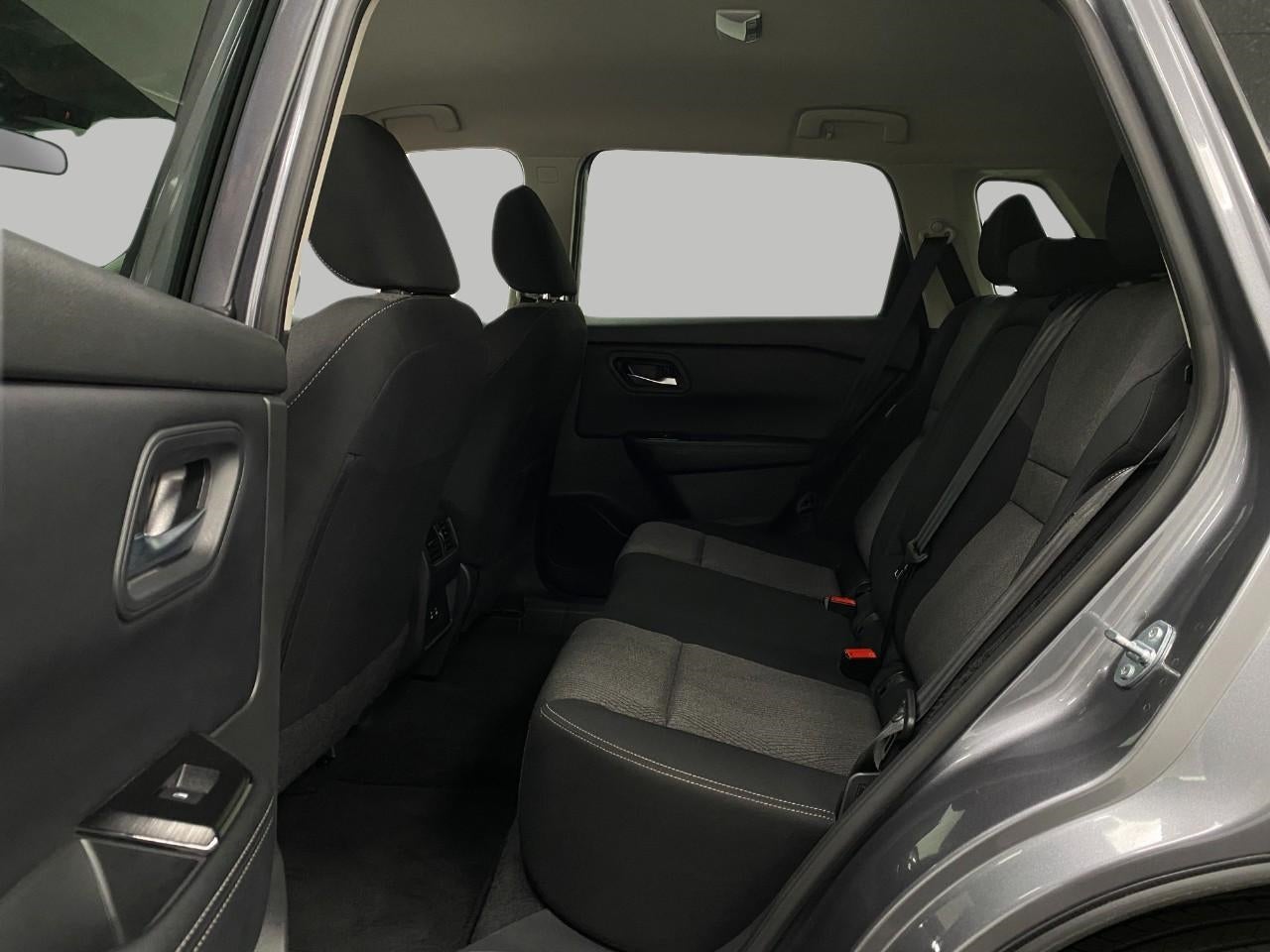 2025 Nissan Rogue AWD SV