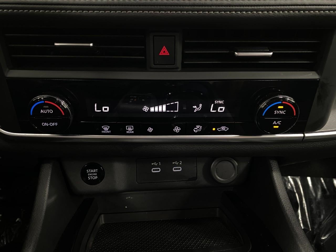 2025 Nissan Rogue AWD SV