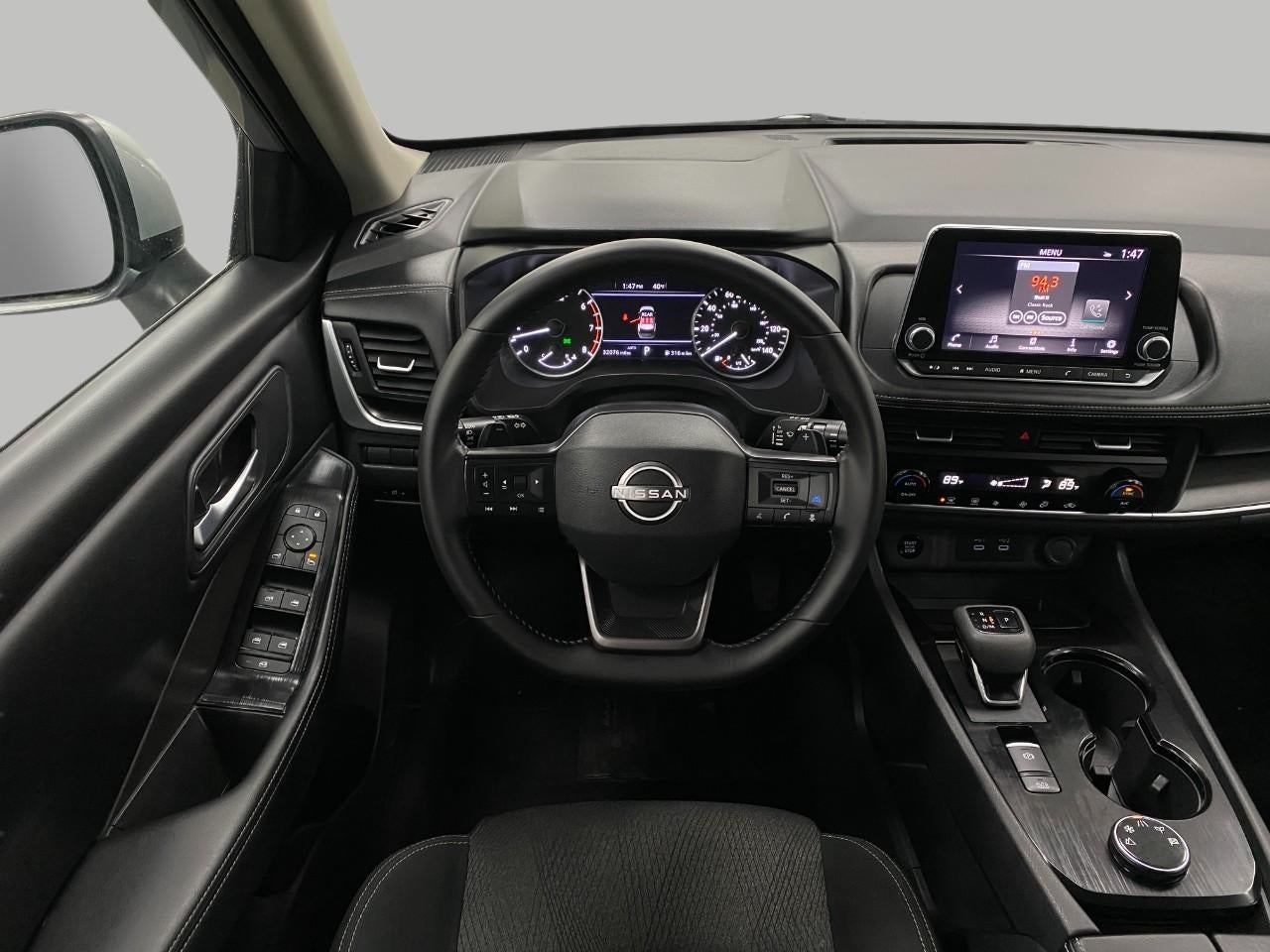 2025 Nissan Rogue AWD SV