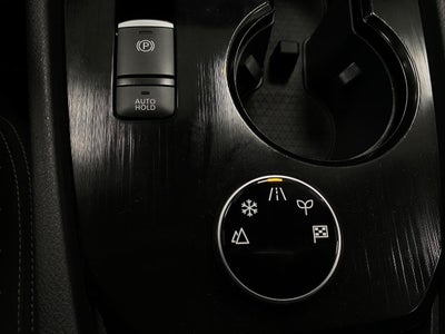 2025 Nissan Rogue AWD SV
