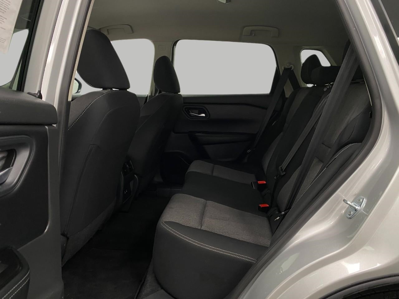 2025 Nissan Rogue AWD SV