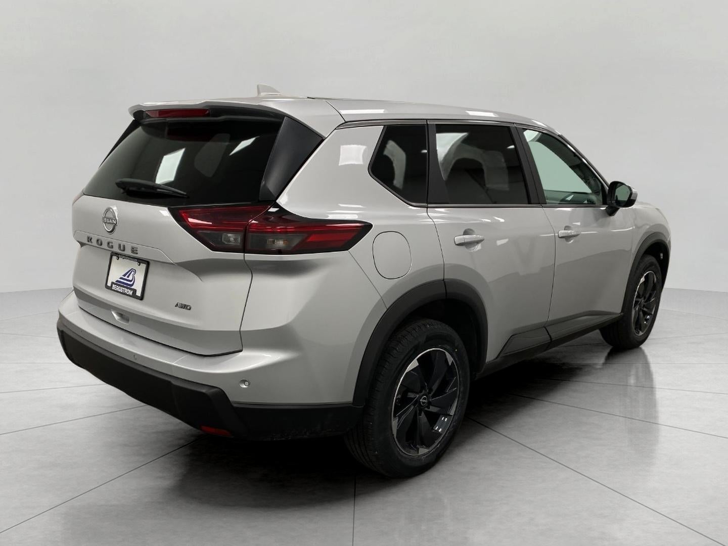 2025 Nissan Rogue AWD SV