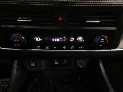 2025 Nissan Rogue AWD SV