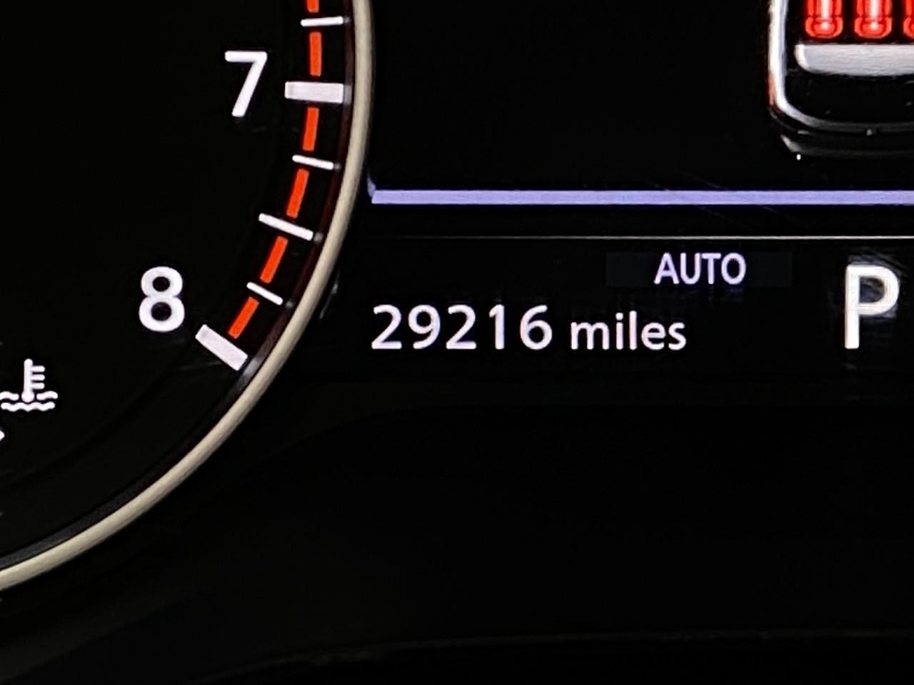 2023 Nissan Pathfinder SV