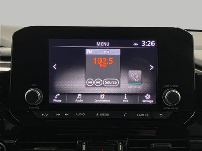 2023 Nissan Pathfinder SV