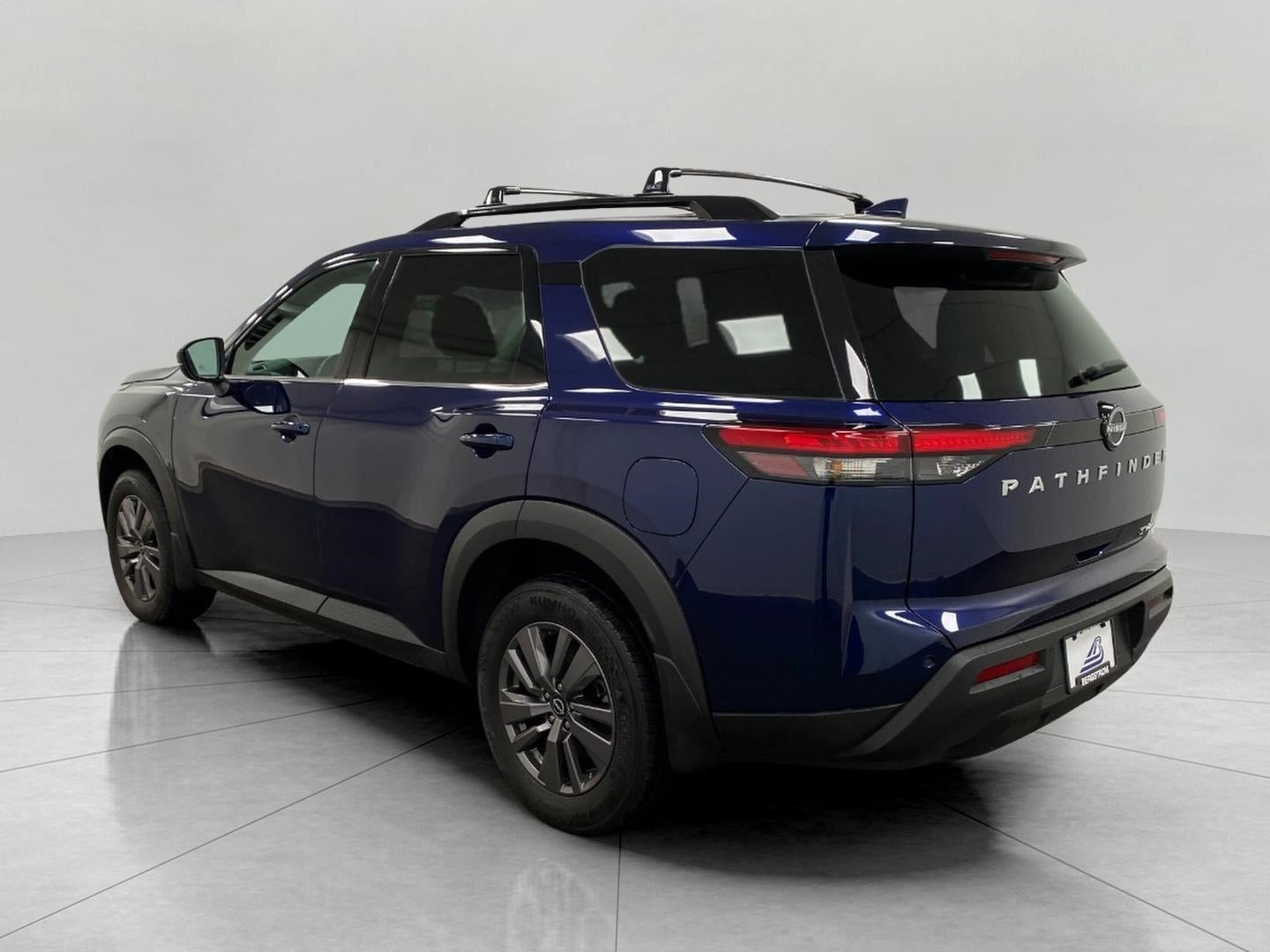 2023 Nissan Pathfinder SV 4WD